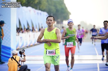 BINH DUONG NEW CITY HALF MARATHON 2024 - Ảnh #1761370
