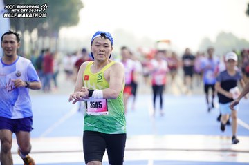 BINH DUONG NEW CITY HALF MARATHON 2024 - Ảnh #1764566