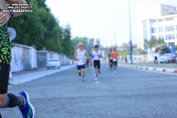 BINH DUONG NEW CITY HALF MARATHON 2024 - Ảnh #1775492