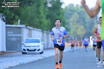 BINH DUONG NEW CITY HALF MARATHON 2024 - Ảnh #1775983