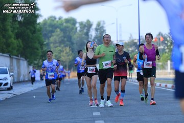 BINH DUONG NEW CITY HALF MARATHON 2024 - Ảnh #1765806