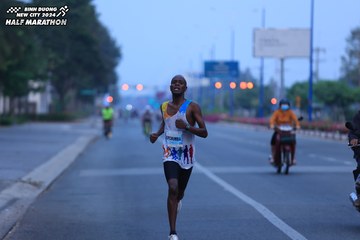 BINH DUONG NEW CITY HALF MARATHON 2024 - Ảnh #1764003