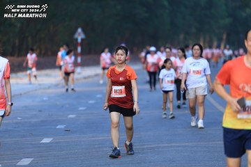BINH DUONG NEW CITY HALF MARATHON 2024 - Ảnh #1774164