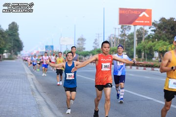 BINH DUONG NEW CITY HALF MARATHON 2024 - Ảnh #1773644
