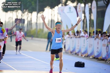 BINH DUONG NEW CITY HALF MARATHON 2024 - Ảnh #1761261