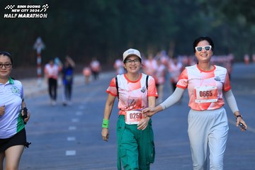BINH DUONG NEW CITY HALF MARATHON 2024 - Ảnh #1773803