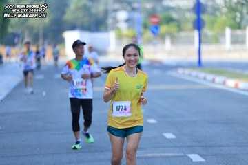BINH DUONG NEW CITY HALF MARATHON 2024 - Ảnh #1768759