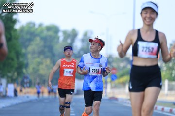 BINH DUONG NEW CITY HALF MARATHON 2024 - Ảnh #1766282