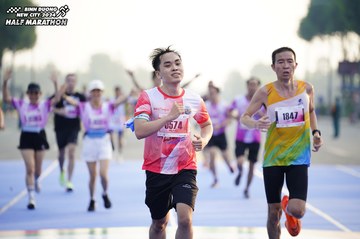 BINH DUONG NEW CITY HALF MARATHON 2024 - Ảnh #1761333