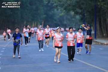 BINH DUONG NEW CITY HALF MARATHON 2024 - Ảnh #1773828