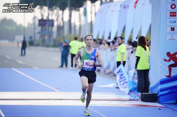 BINH DUONG NEW CITY HALF MARATHON 2024 - Ảnh #1773310