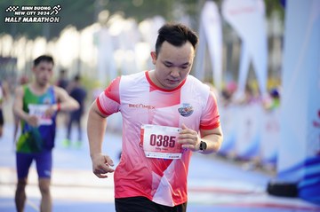 BINH DUONG NEW CITY HALF MARATHON 2024 - Ảnh #1761821