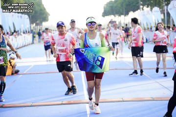 BINH DUONG NEW CITY HALF MARATHON 2024 - Ảnh #1764300
