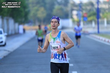 BINH DUONG NEW CITY HALF MARATHON 2024 - Ảnh #1775109