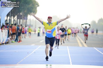 BINH DUONG NEW CITY HALF MARATHON 2024 - Ảnh #1762608
