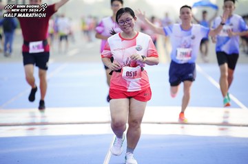 BINH DUONG NEW CITY HALF MARATHON 2024 - Ảnh #1763721