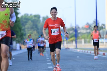 BINH DUONG NEW CITY HALF MARATHON 2024 - Ảnh #1764225