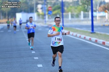 BINH DUONG NEW CITY HALF MARATHON 2024 - Ảnh #1775072