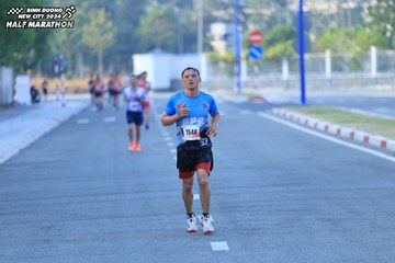 BINH DUONG NEW CITY HALF MARATHON 2024 - Ảnh #1775156