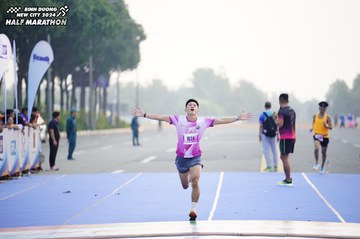 BINH DUONG NEW CITY HALF MARATHON 2024 - Ảnh #1773453