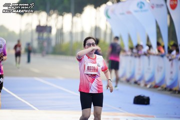 BINH DUONG NEW CITY HALF MARATHON 2024 - Ảnh #1761634