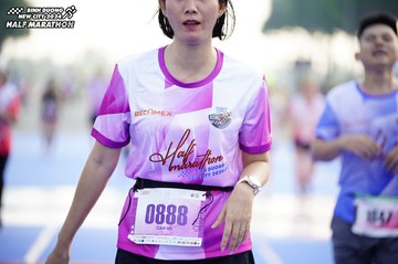 BINH DUONG NEW CITY HALF MARATHON 2024 - Ảnh #1763498