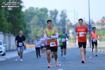 BINH DUONG NEW CITY HALF MARATHON 2024 - Ảnh #1764194