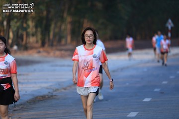 BINH DUONG NEW CITY HALF MARATHON 2024 - Ảnh #1774163