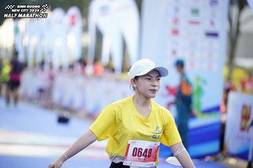 BINH DUONG NEW CITY HALF MARATHON 2024 - Ảnh #1763157
