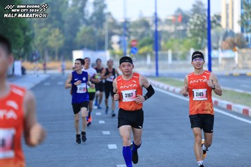 BINH DUONG NEW CITY HALF MARATHON 2024 - Ảnh #1775269