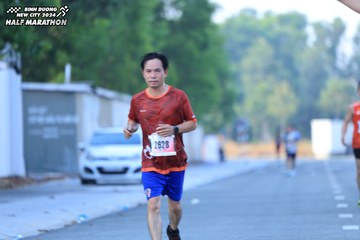 BINH DUONG NEW CITY HALF MARATHON 2024 - Ảnh #1764987