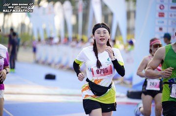 BINH DUONG NEW CITY HALF MARATHON 2024 - Ảnh #1761834