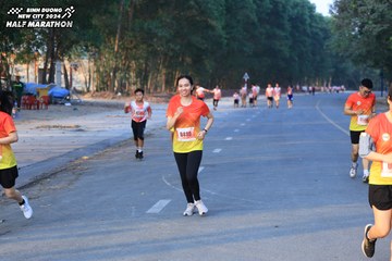 BINH DUONG NEW CITY HALF MARATHON 2024 - Ảnh #1774525