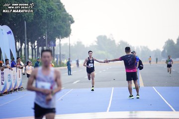 BINH DUONG NEW CITY HALF MARATHON 2024 - Ảnh #1772912