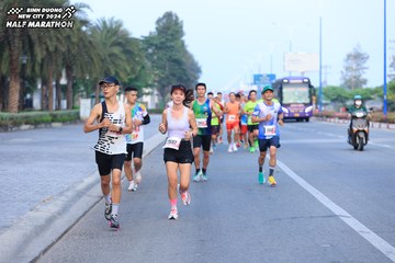 BINH DUONG NEW CITY HALF MARATHON 2024 - Ảnh #1769537