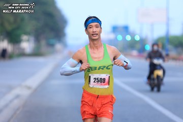 BINH DUONG NEW CITY HALF MARATHON 2024 - Ảnh #1765489