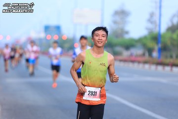 BINH DUONG NEW CITY HALF MARATHON 2024 - Ảnh #1768096