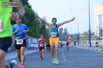 BINH DUONG NEW CITY HALF MARATHON 2024 - Ảnh #1775689