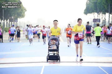 BINH DUONG NEW CITY HALF MARATHON 2024 - Ảnh #1761165