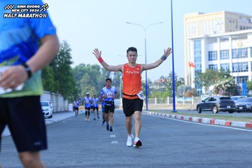 BINH DUONG NEW CITY HALF MARATHON 2024 - Ảnh #1766931