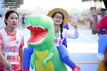 BINH DUONG NEW CITY HALF MARATHON 2024 - Ảnh #1768833