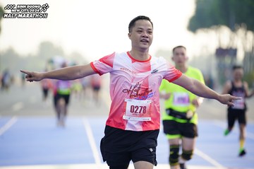 BINH DUONG NEW CITY HALF MARATHON 2024 - Ảnh #1761520