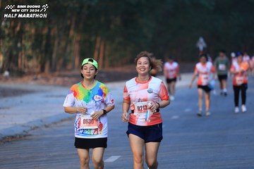 BINH DUONG NEW CITY HALF MARATHON 2024 - Ảnh #1773140