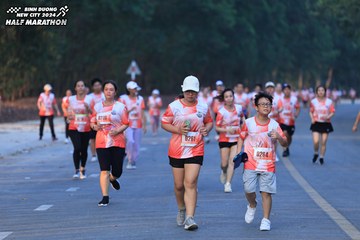 BINH DUONG NEW CITY HALF MARATHON 2024 - Ảnh #1773336