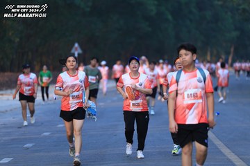 BINH DUONG NEW CITY HALF MARATHON 2024 - Ảnh #1773192