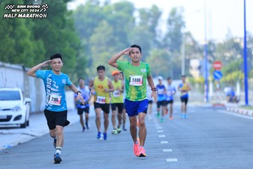 BINH DUONG NEW CITY HALF MARATHON 2024 - Ảnh #1775371