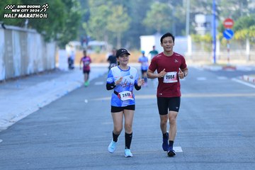 BINH DUONG NEW CITY HALF MARATHON 2024 - Ảnh #1769434