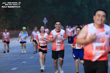 BINH DUONG NEW CITY HALF MARATHON 2024 - Ảnh #1773038