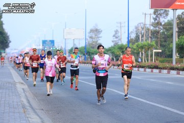 BINH DUONG NEW CITY HALF MARATHON 2024 - Ảnh #1773113