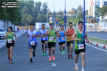 BINH DUONG NEW CITY HALF MARATHON 2024 - Ảnh #1774973
